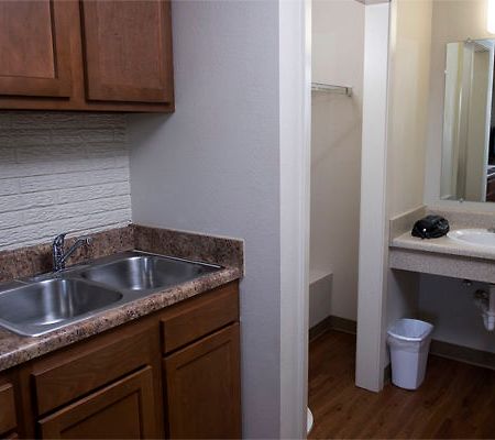 Daybreak Suites Extended Stay Dothan Exteriér fotografie